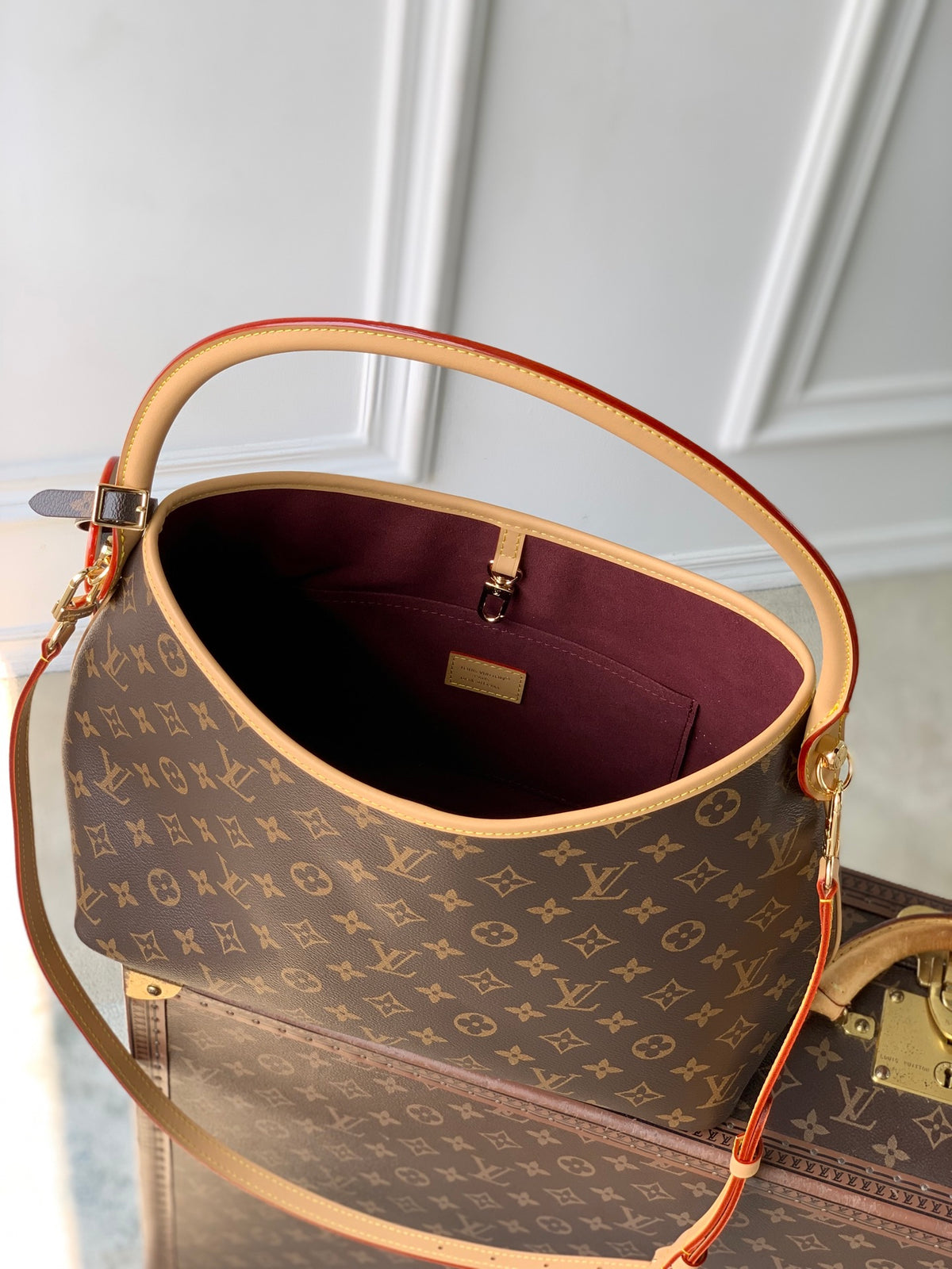 Lv  Again