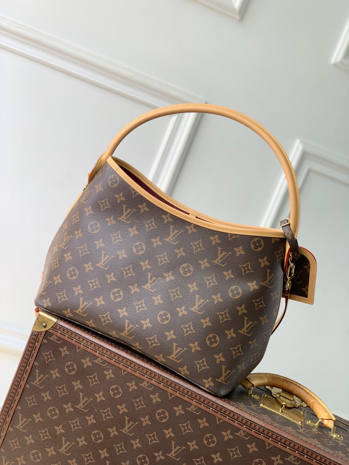 Lv  Again