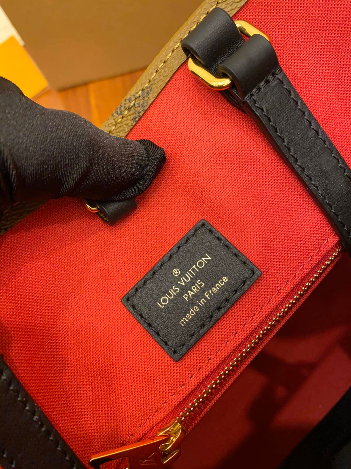 Lv Borsa tote OnTheGo MM