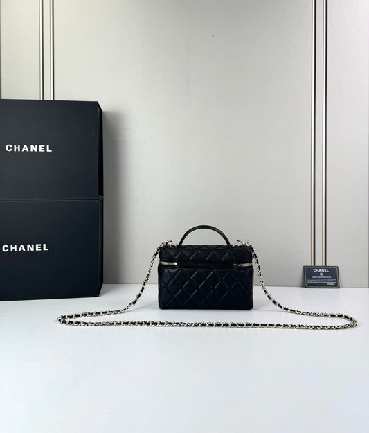 Chanel mini vanity