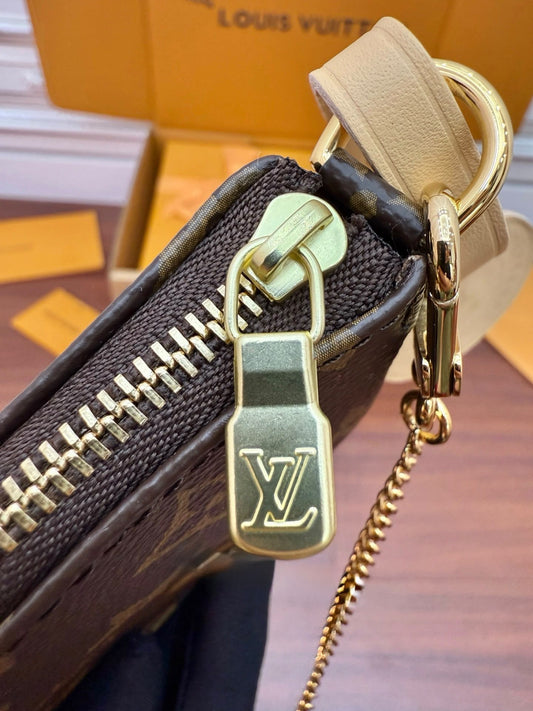 Lv Mini Pochette